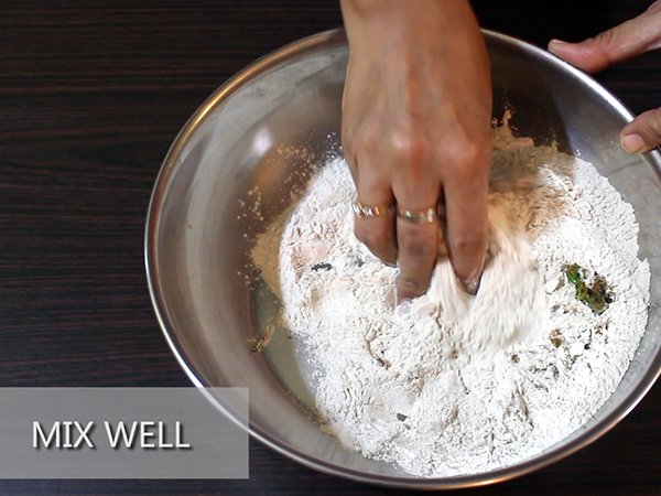 singhare ki poori recipe