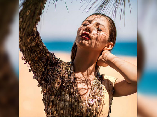 diva'ni pakistan latest photoshoot