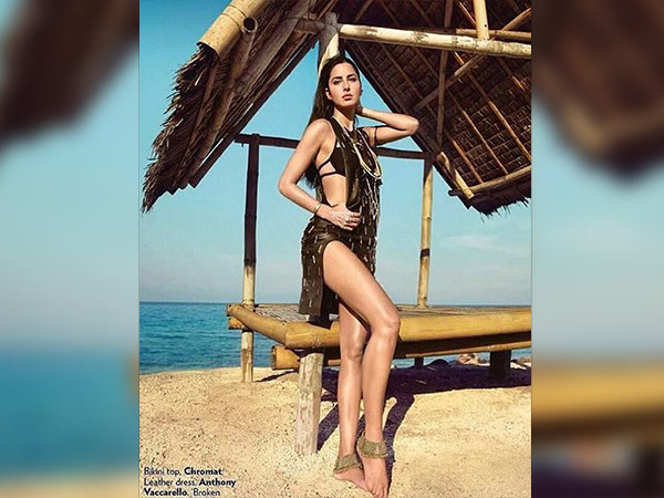 सेक्‍सी लुक