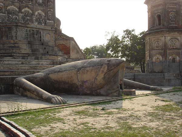 मेढक मंदिर