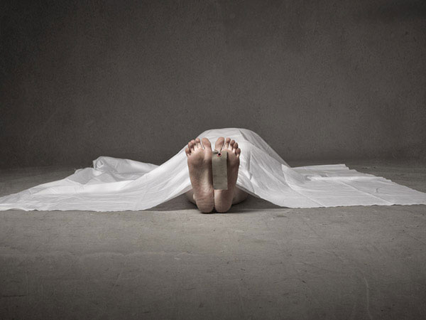 लाशों की प्रदर्शनी