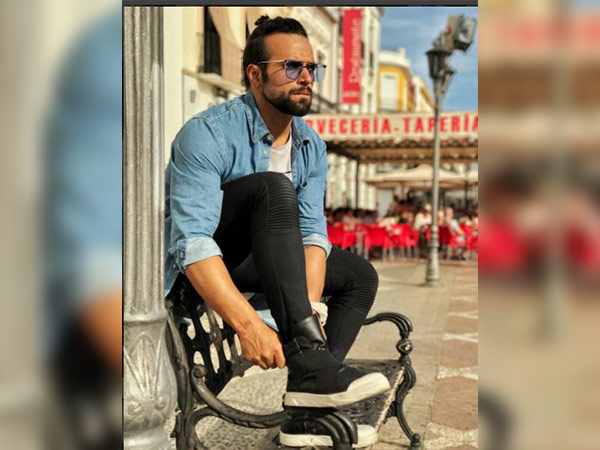 ऋत्‍विक धनजानी