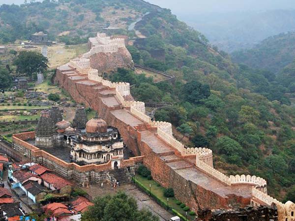 भारत में भी है ऐसी एक दीवार