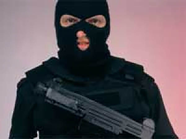 सीरिया पहुंचकर बदल गया इरादा