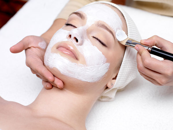 3- फेस मास्क: 