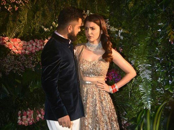 अनुष्‍का का लखनवी दुपट्टा 