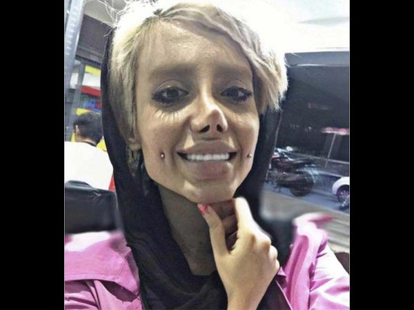 50 surgeries to look like Angelina Jolie