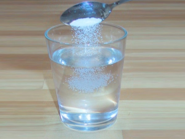 साफ गिलास लें 