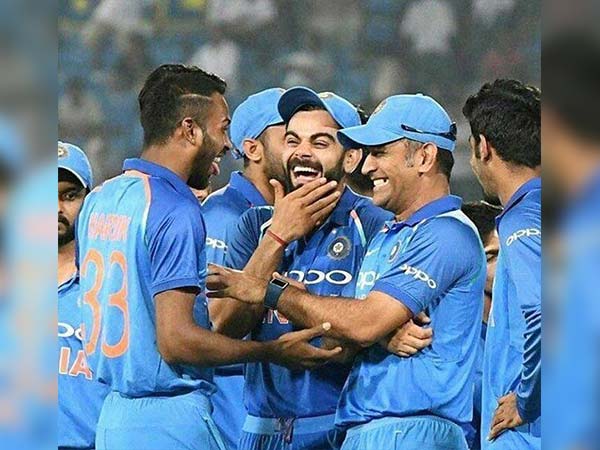 12. ड्रेसिंग रूम में करते हैं काफी मस्‍ती 