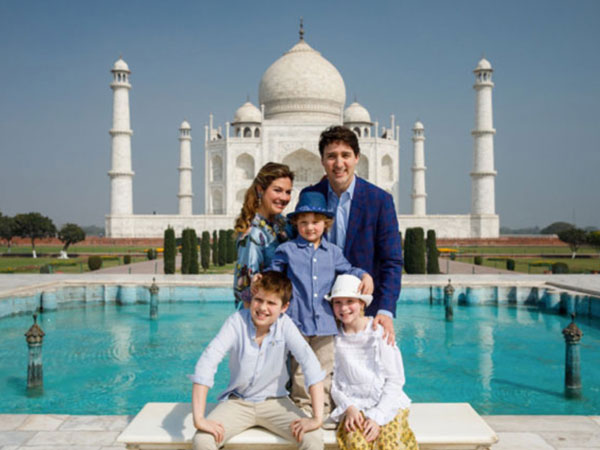 मुंबई और अमृतसर का दौरा 