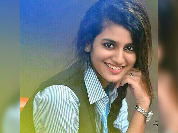  जेल लाइनर