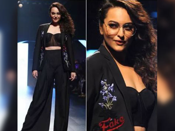 ट्रांसपेरेंट टॉप में दिखी सोनाक्षी 