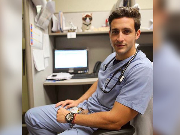  डॉक्‍टर माइकल