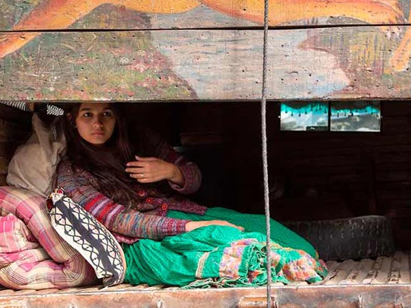 किडनेप कर लिया.. 