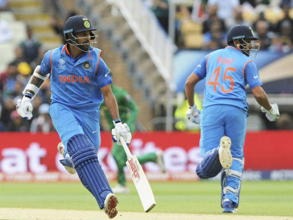 रोहित शर्मा टीम इंडिया से स्टार खिलाड़ी हैं 