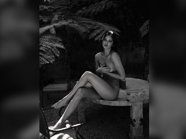 दिखाई नजाकत..