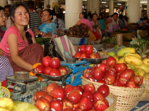 इम्‍फाल का मदर्स मार्केट 