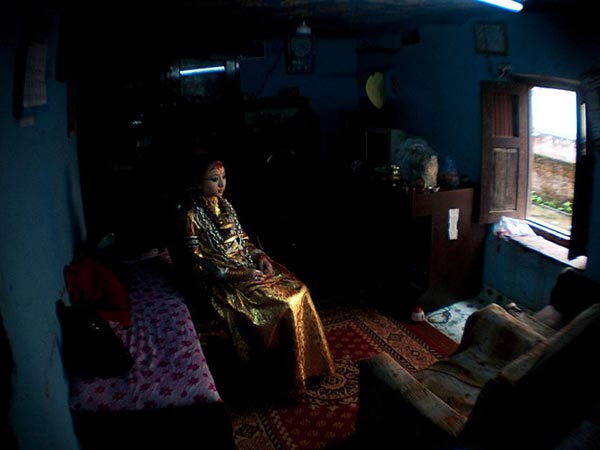  अलग हो जाता है रहन सहन 