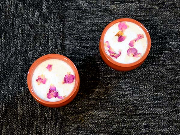 घर पर कैसे बनाएं ठंडाई