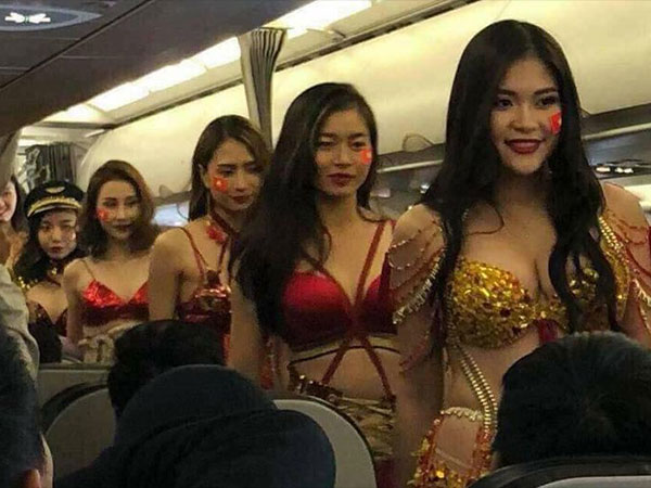  फ्लाइट में करा चुका है फैशन शो