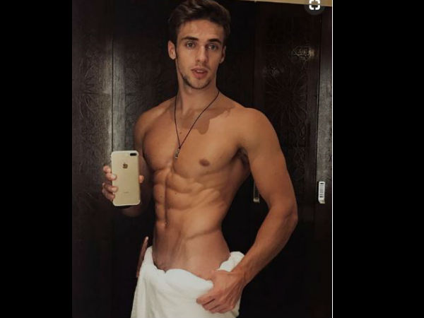 सेक्‍सी सेल्‍फी 