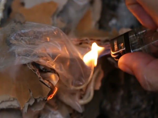  आग जलाने के लिए 