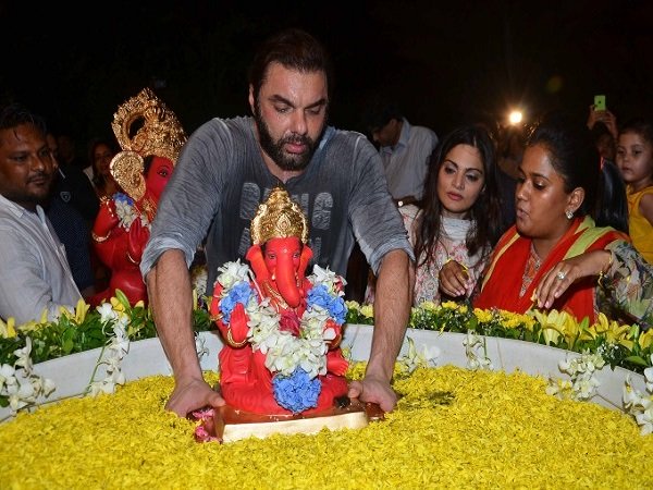 कैसे होता है विसर्जन?