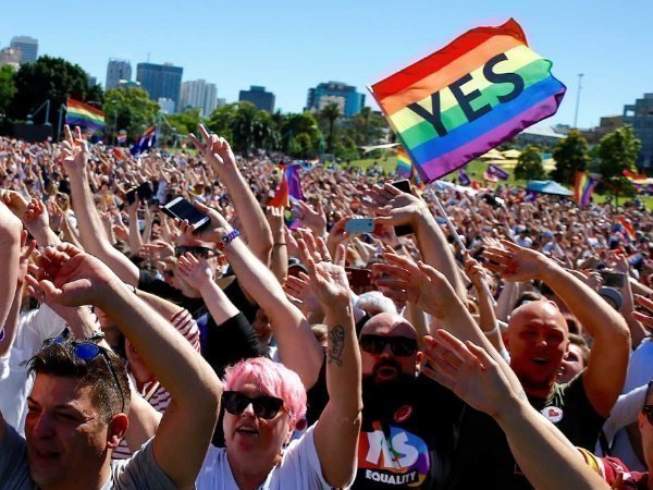 ऑस्ट्रेलिया 