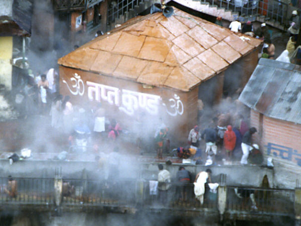 दक्षिण के हैं पुजारी