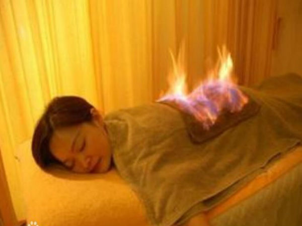 प्रशिक्षित थैरेपिस्‍ट देते है ये थैरेपी 