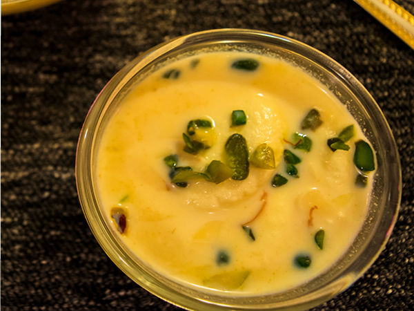 क्या हेल्दी होती है रसमलाई? क्या हेल्दी होती है रसमलाई?