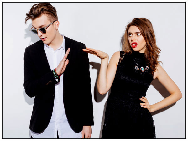 5. अपने पार्टनर के बारे में कोई मज़ाक 