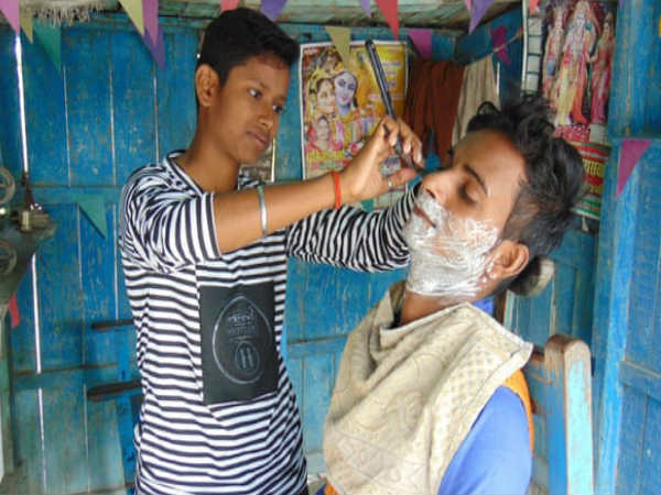 पिता को हो गया था लकवा 