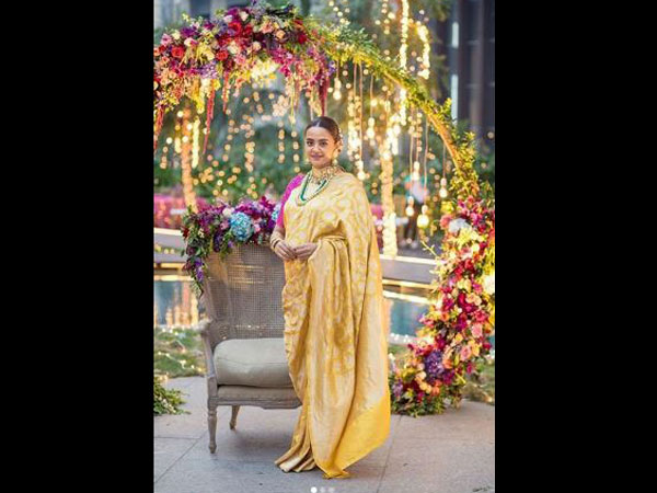 Surveen Chawla looks mesmerising at her godbharai ceremony.