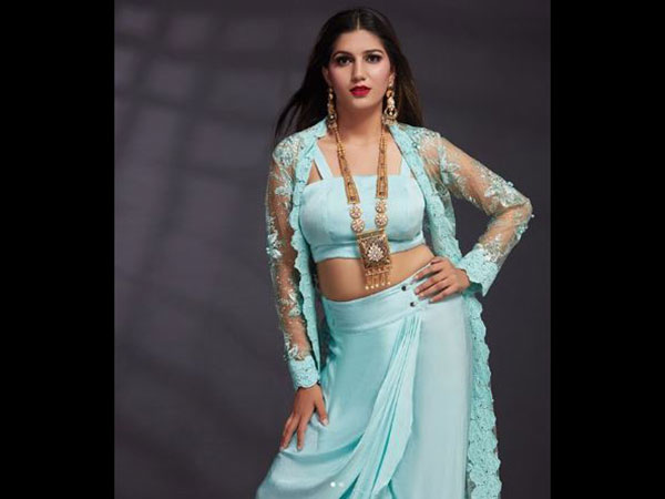 नींबू पानी और हर्बल टी से दिन की शुरुआत 