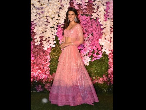 कृति सनोन - Best Look 