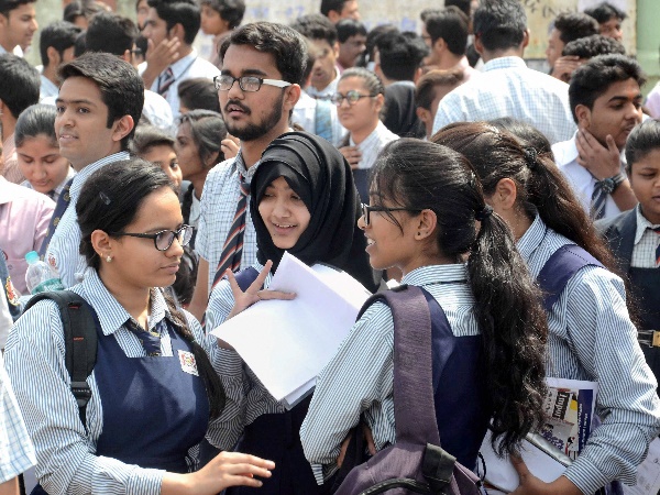 माता पिता समझे बच्चे का विकास है जरूरी