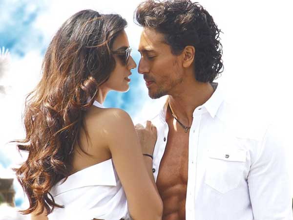 उसके दोस्तों को अपने दुश्मन की तरह ना देखें 