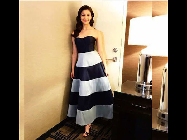  वर्टिकल्स लाइन्स के कपड़े पहनें