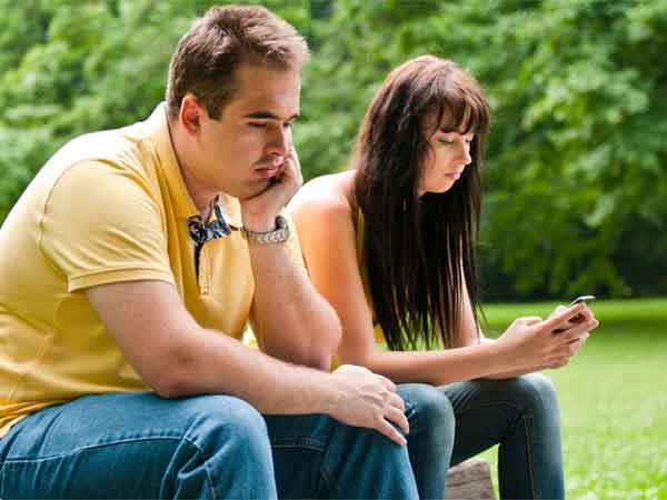 डायरी लेखन से आएगा रिश्ते में सुधार