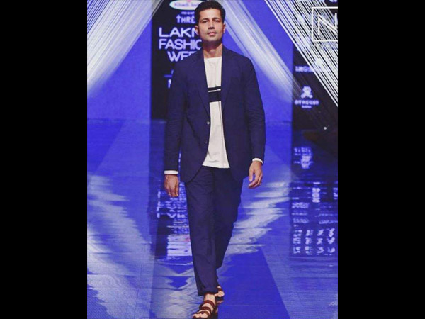 सुमित व्‍यास 