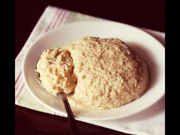 आयोडीन सोलूशन डालें आयोडीन सोलूशन डालें