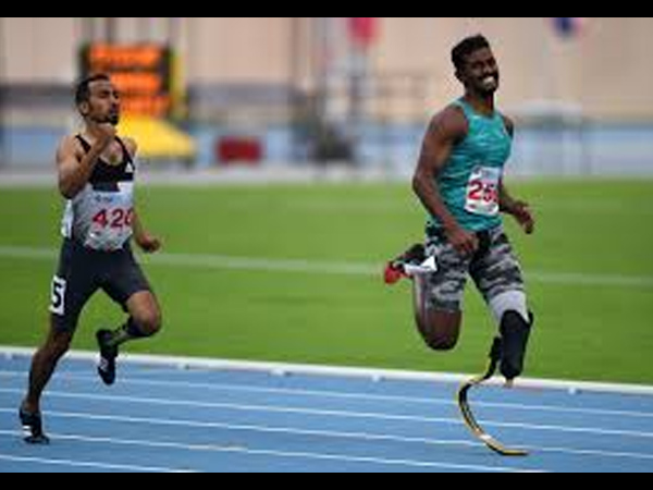  कई देशो के सैन‍िक लेते है भाग