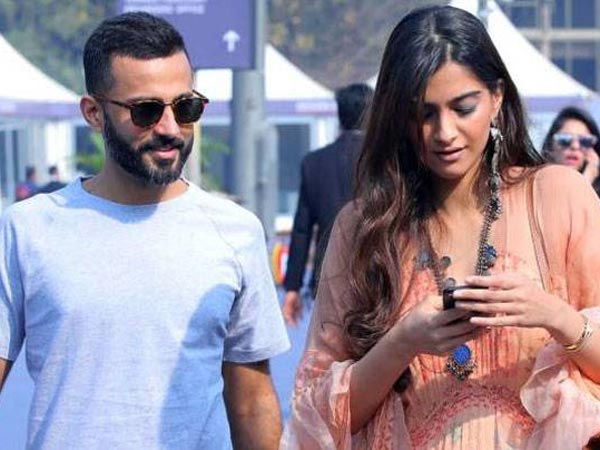 संपर्क में रहना जरूरी नहीं रहता