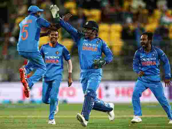 क्रिकेट मैच