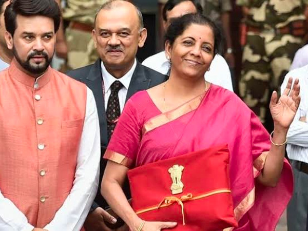 बीफ्रकेस से बही खाते में बजट