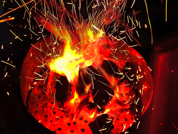 अंगीठी जलाते वक्त बरतें ये सावधानियां