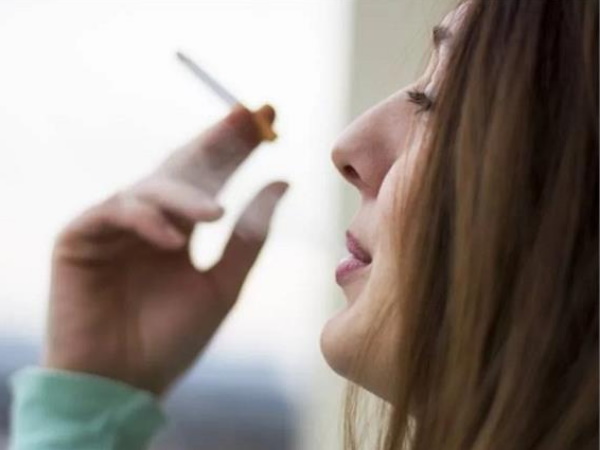 चमक कम होना