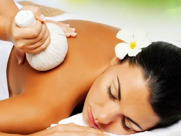 कोमल दमकती त्वचा