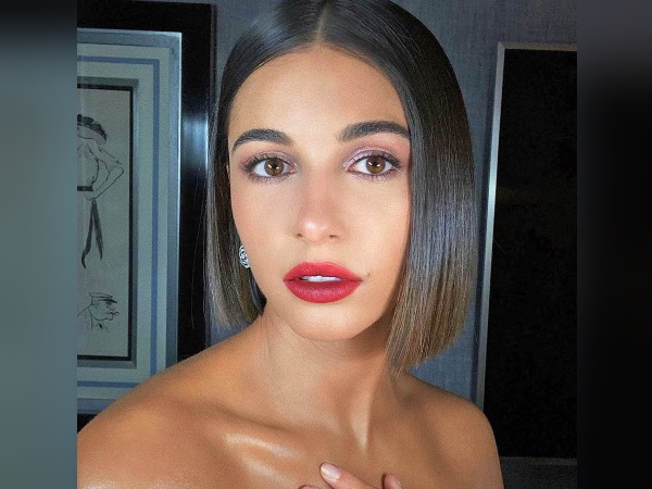 स्ट्रेट हेयर